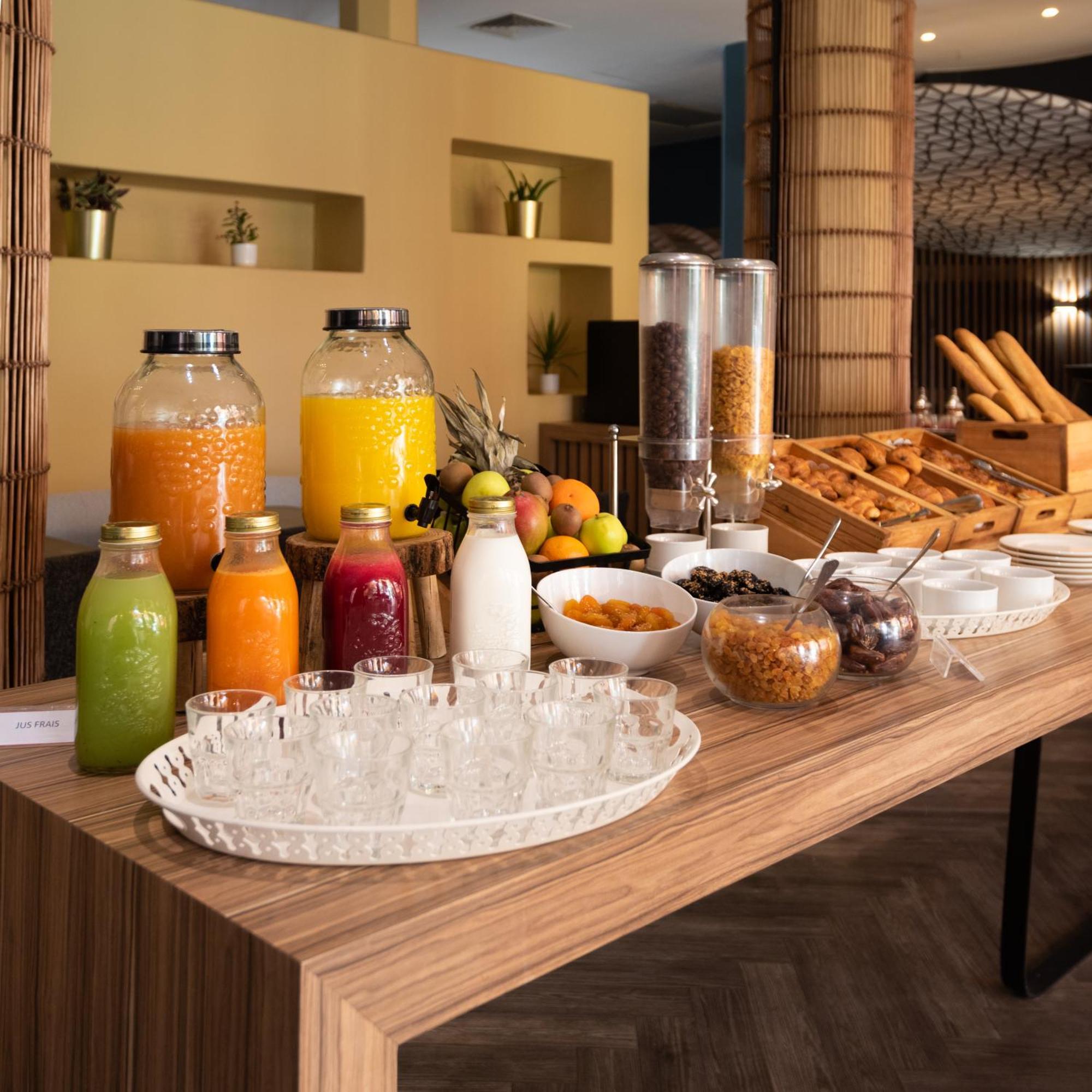 Hotel Ibis Marrakech Centre Gare Marrakesh Esterno foto